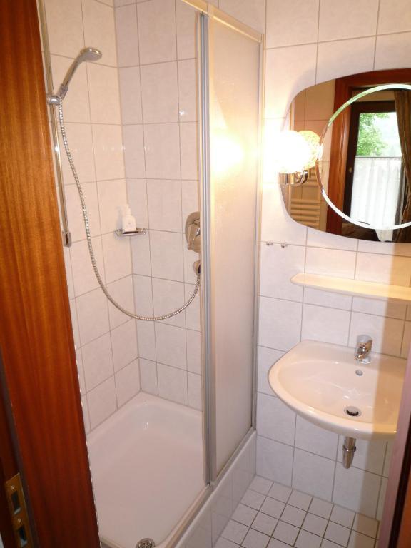Hotel Garni Zeranka Ruhpolding Habitación foto
