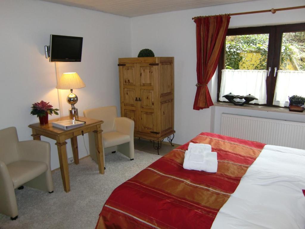 Hotel Garni Zeranka Ruhpolding Habitación foto